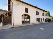Maison à COURMANGOUX