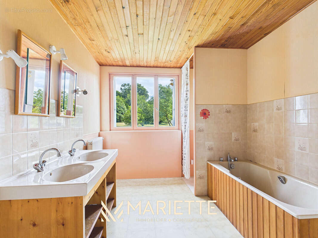 Maison à LA FORET-FOUESNANT