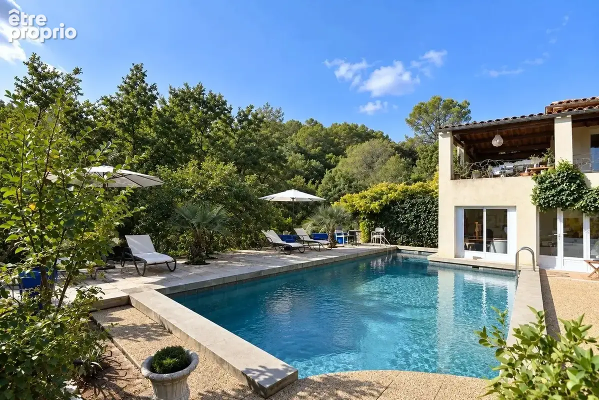 Tourrettes – Villa 220 m² avec piscine, studio indépendant et terrain de 5 840 m² - photo 23