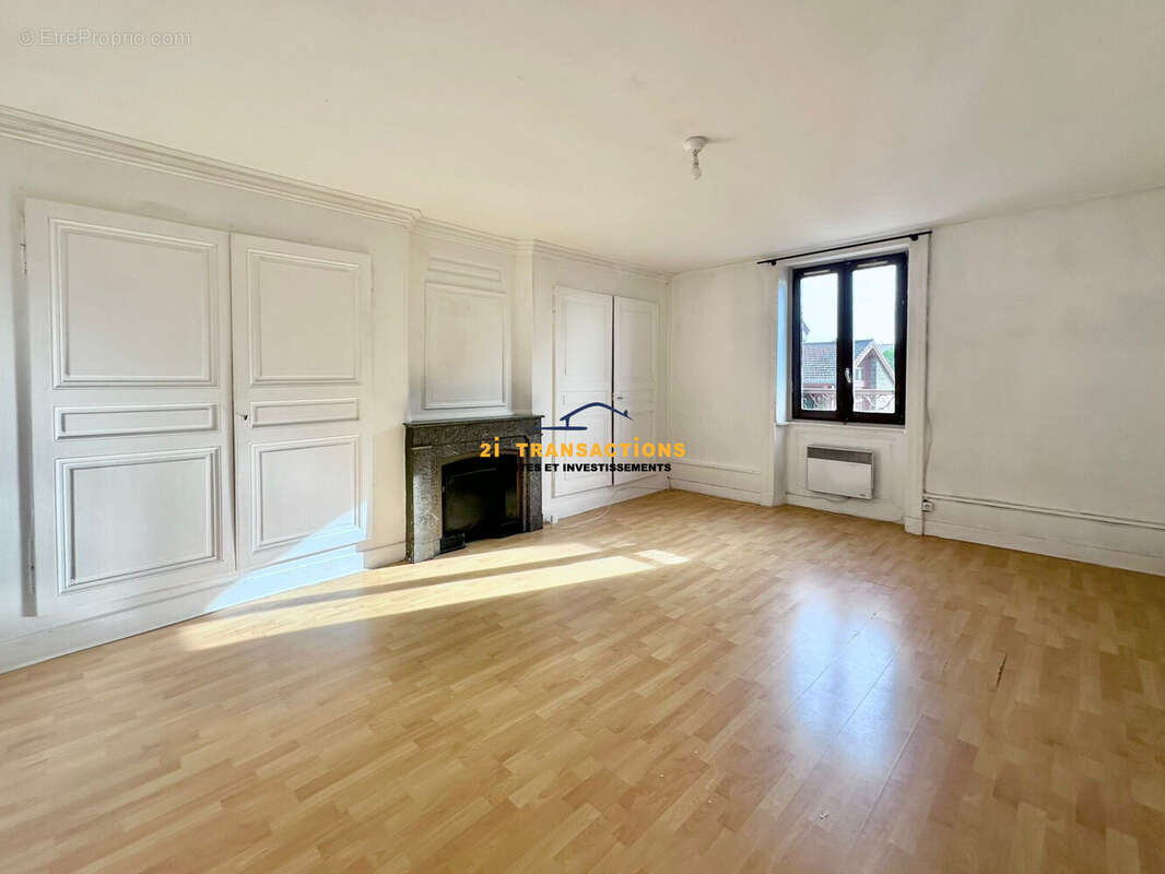 Appartement à ECHALAS