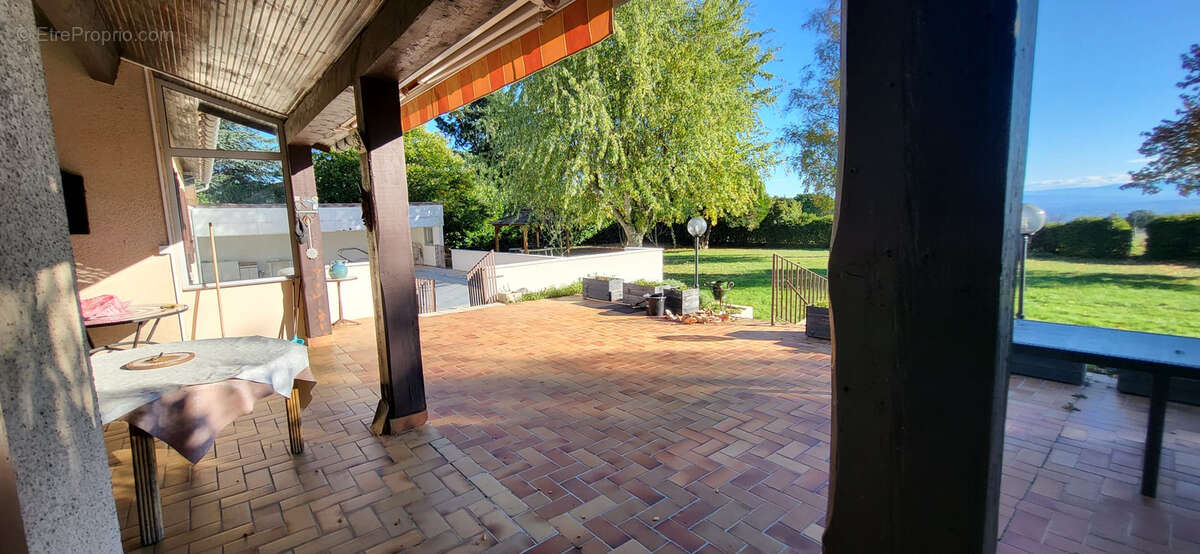 Maison à CUXAC-CABARDES