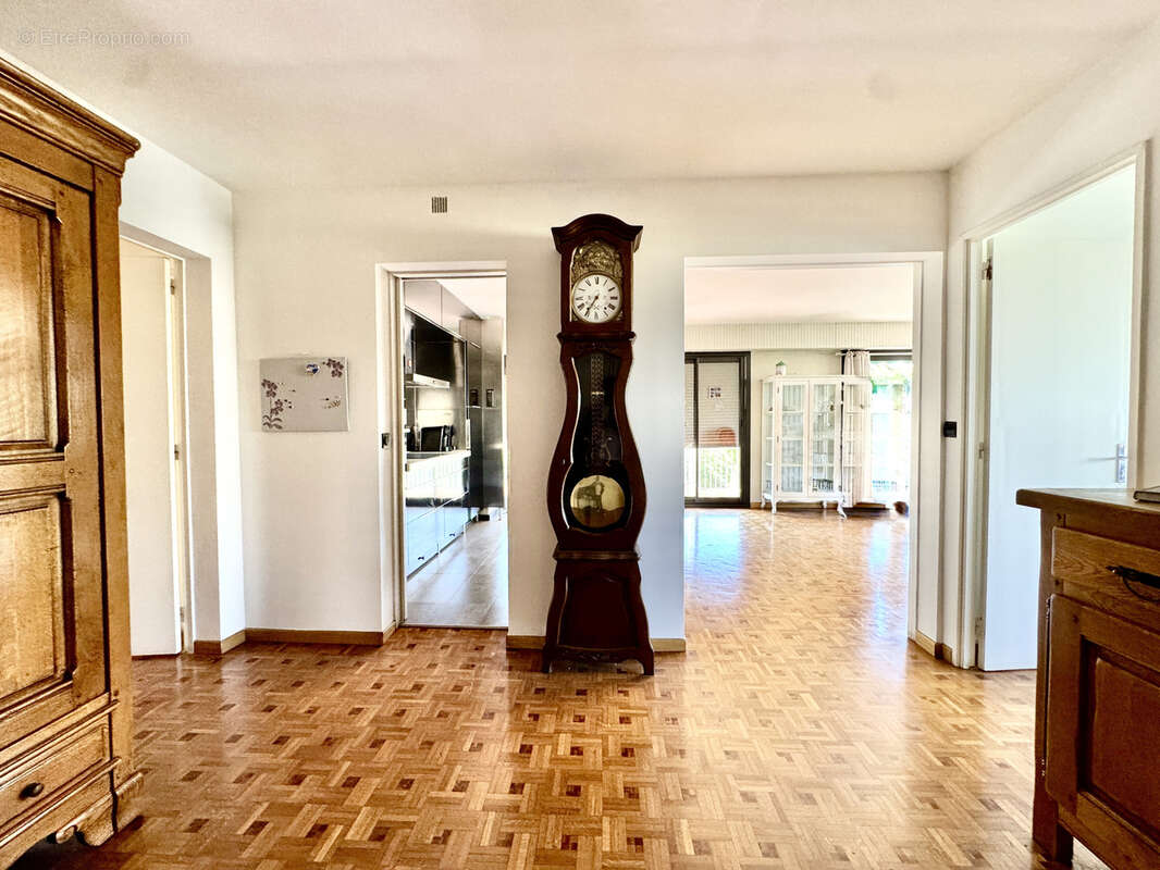 Appartement à MARSEILLE-9E