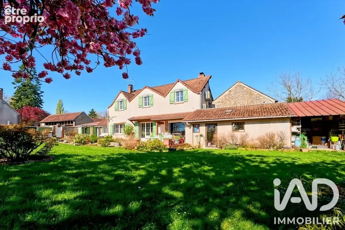 Photo 1 - Maison à BUSSY-EN-OTHE