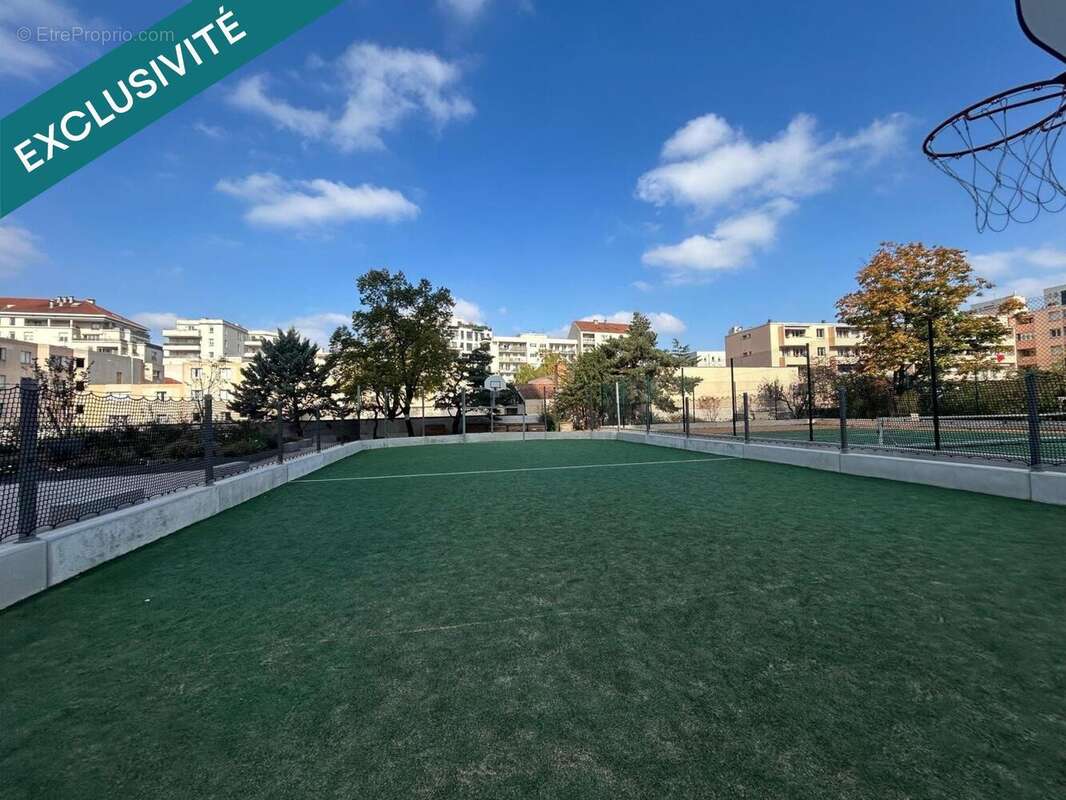 Photo 7 - Appartement à VILLEURBANNE