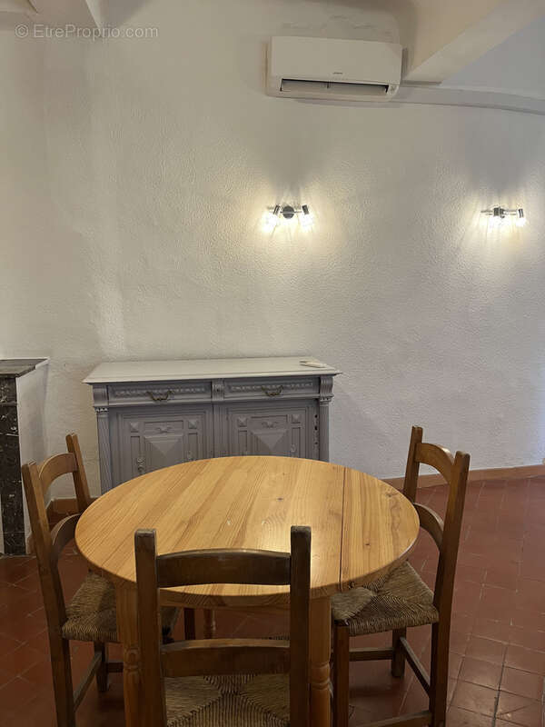 Appartement à VILLECROZE