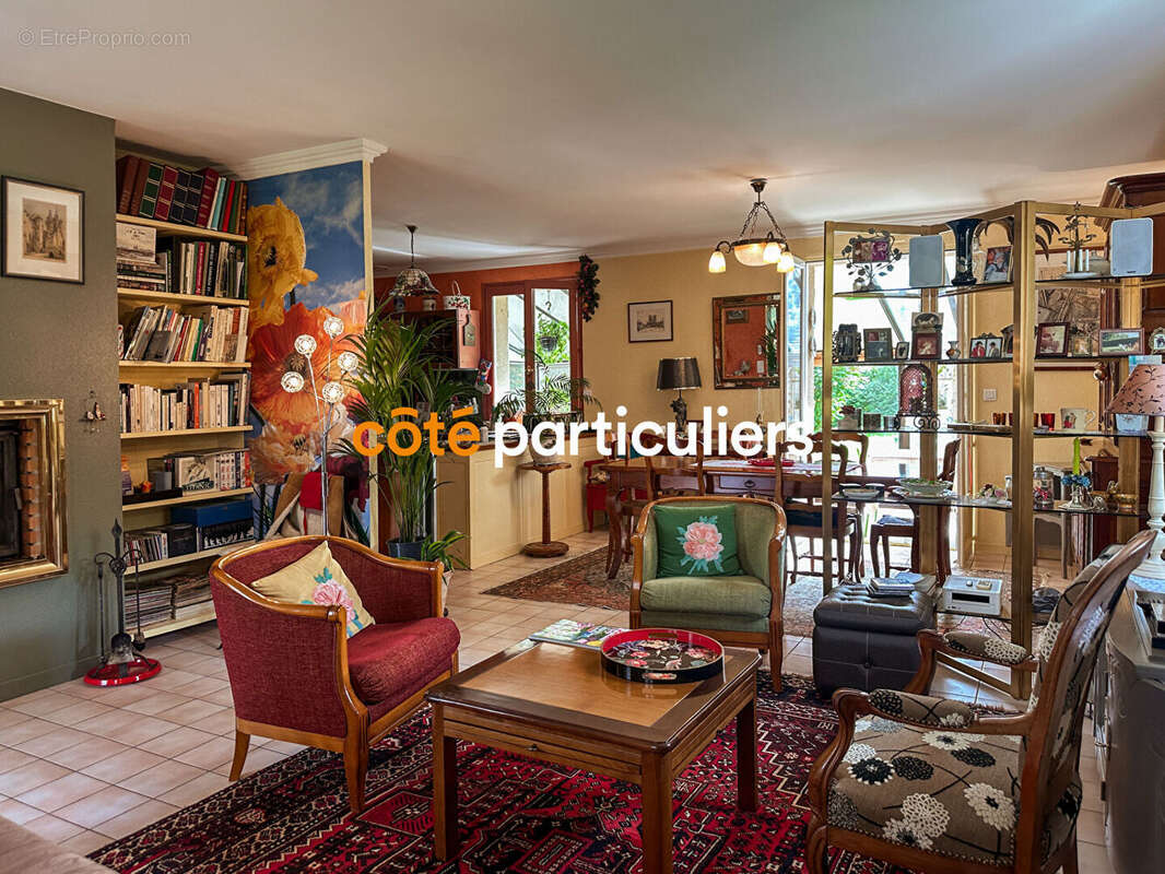 Maison à REGNEVILLE-SUR-MER