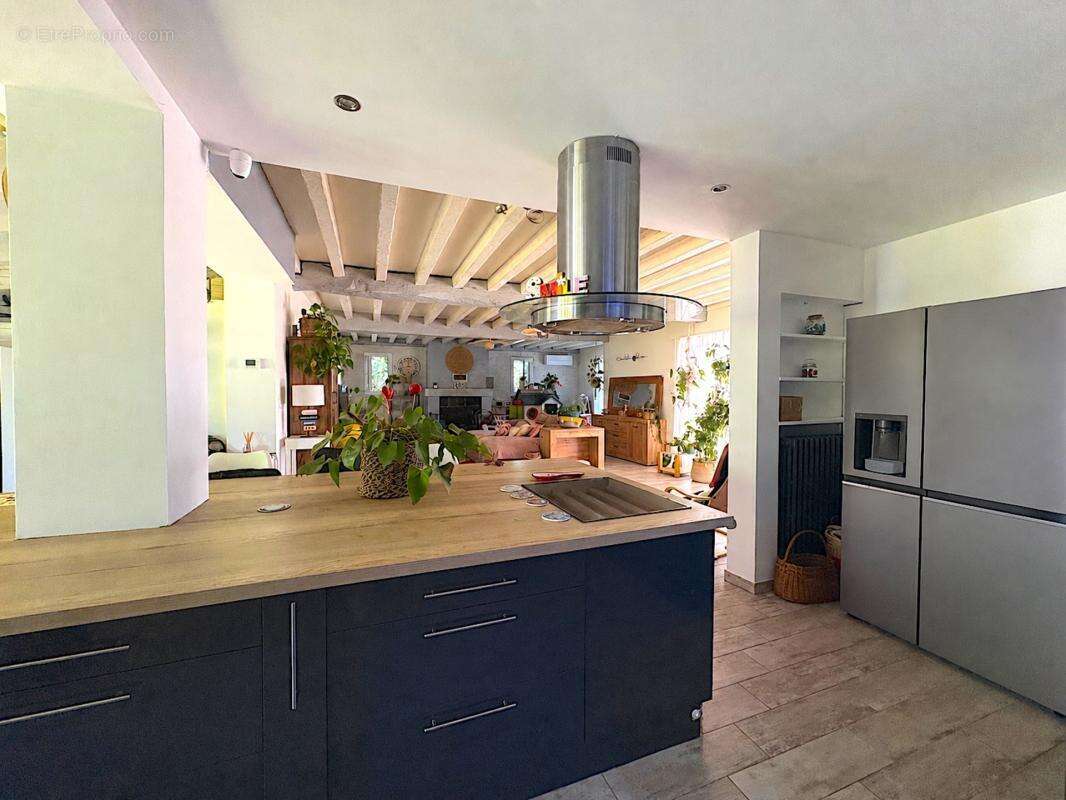 Maison à vendre 6 pièces 235m2 avec dépendance Proche MONT-DE-MARSAN (40) - photo 5