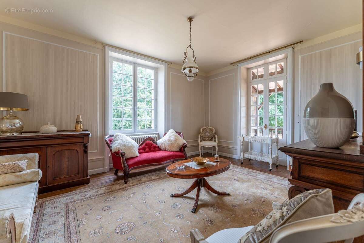 Maison à CHABANAIS