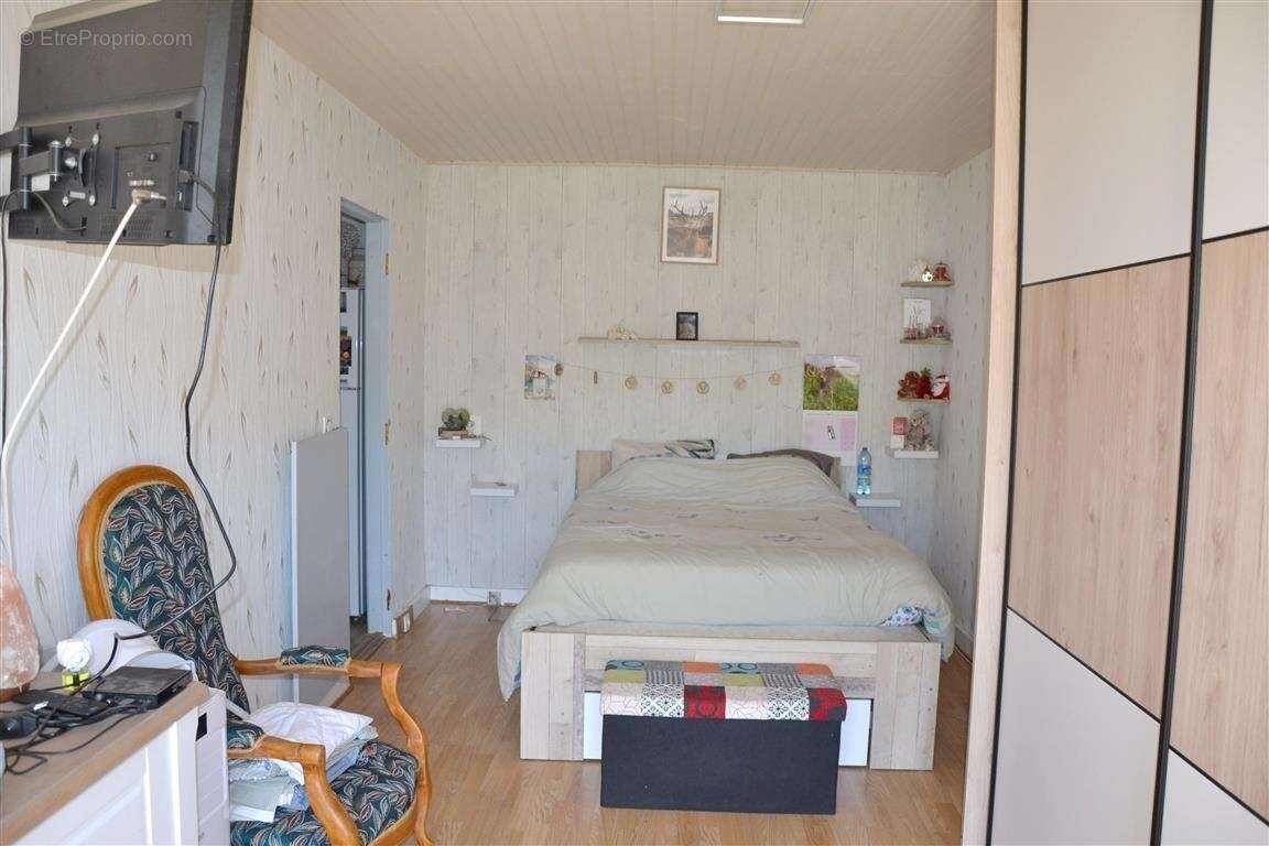 Maison 94 m² à Courmenil  - photo 8