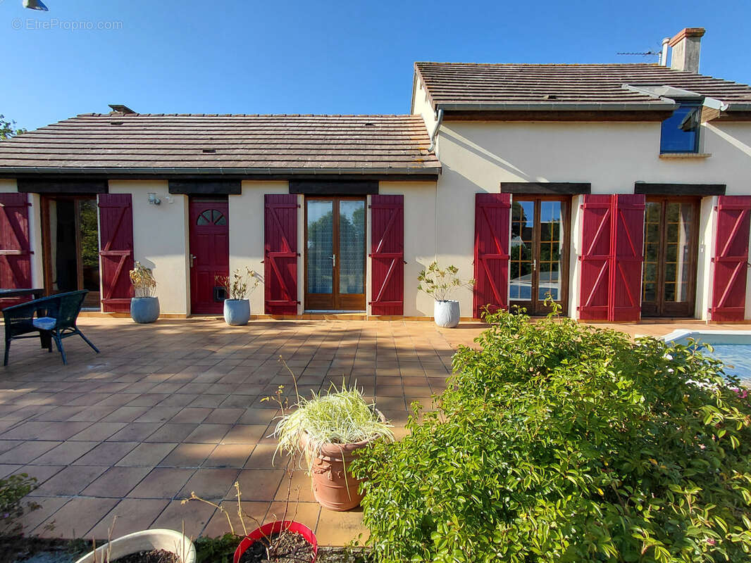 Maison à IRAI