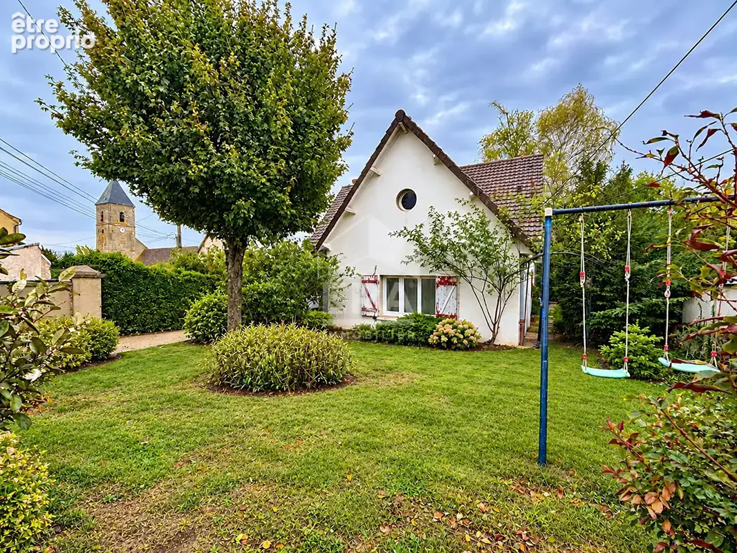 Maison à ECHARCON