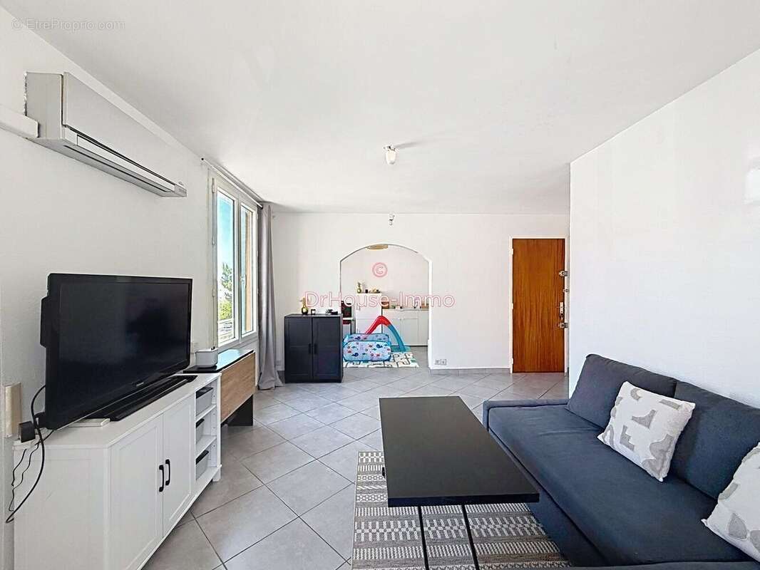Appartement 66 m² à Vitrolles  - photo 3