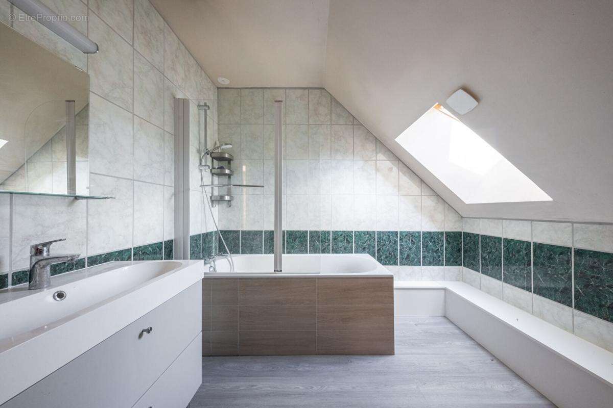 Quetigny - maison t10 - photo 14