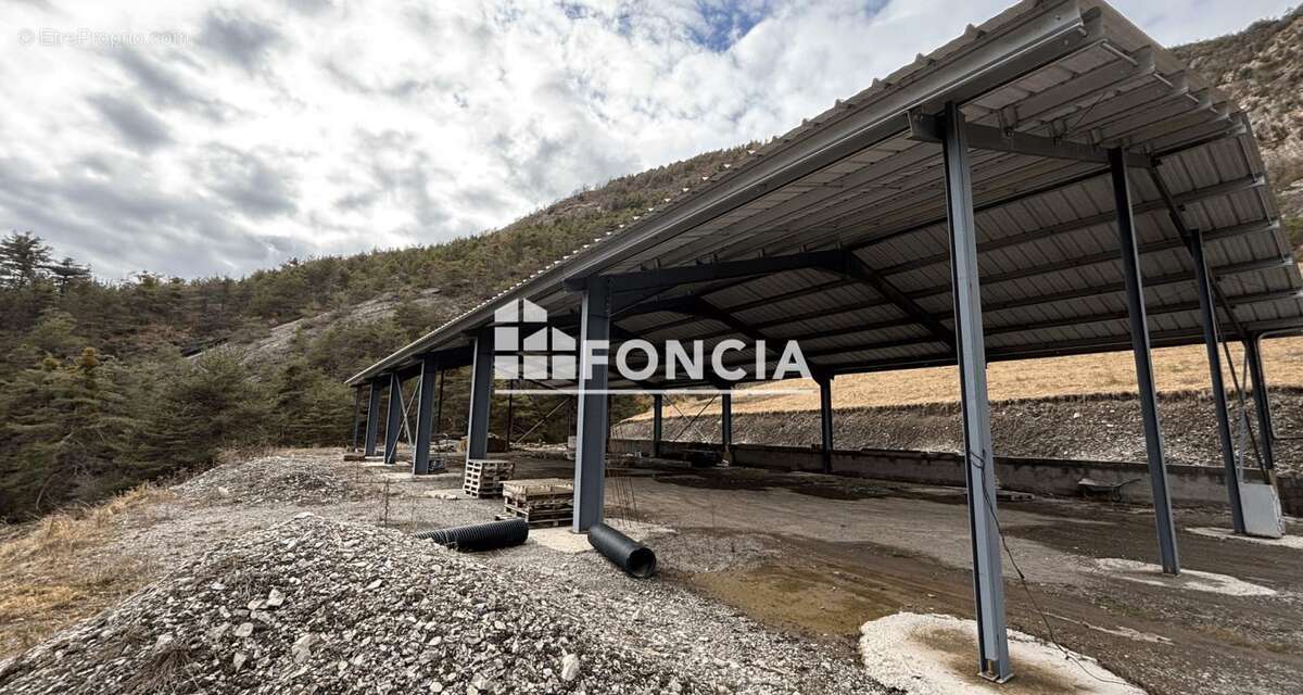 Maison à PRADS-HAUTE-BLEONE