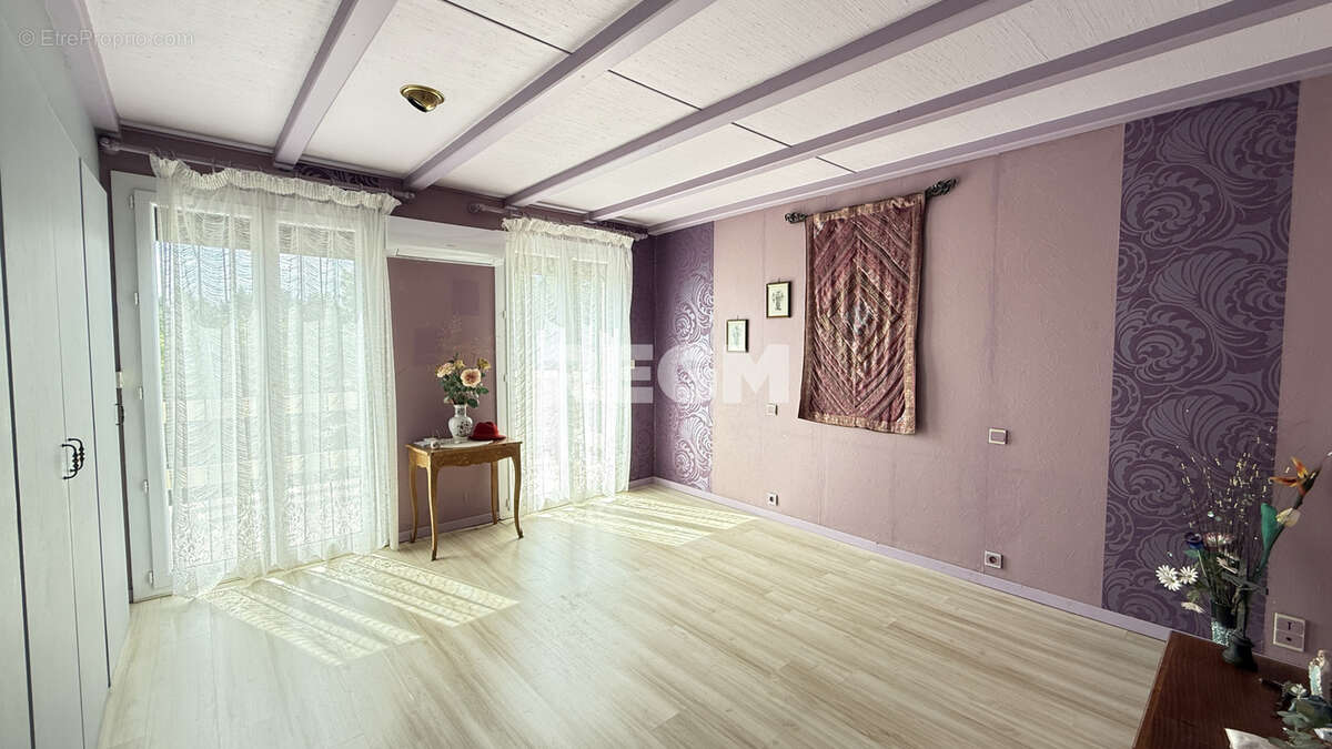 Maison à SAUSSINES