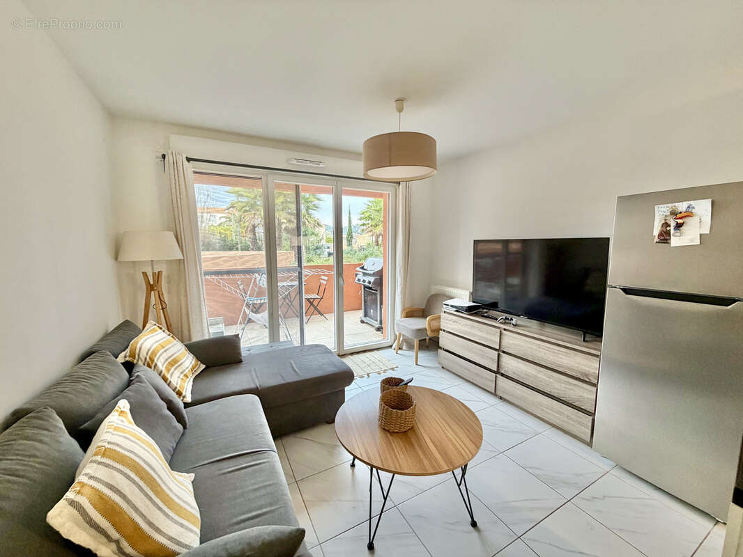 Appartement à HYERES