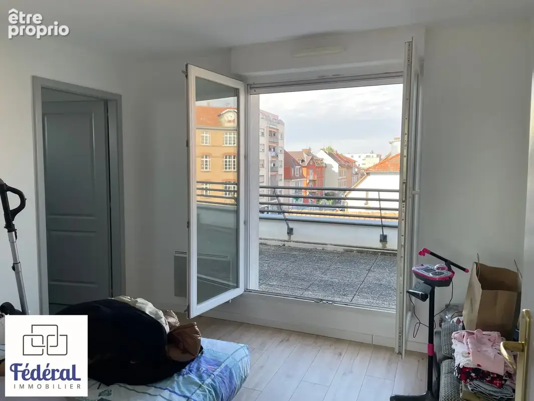 Strasbourg, F2 lumineux, 64,15m2 double terrasse, garage, bord de rivière. - photo 5
