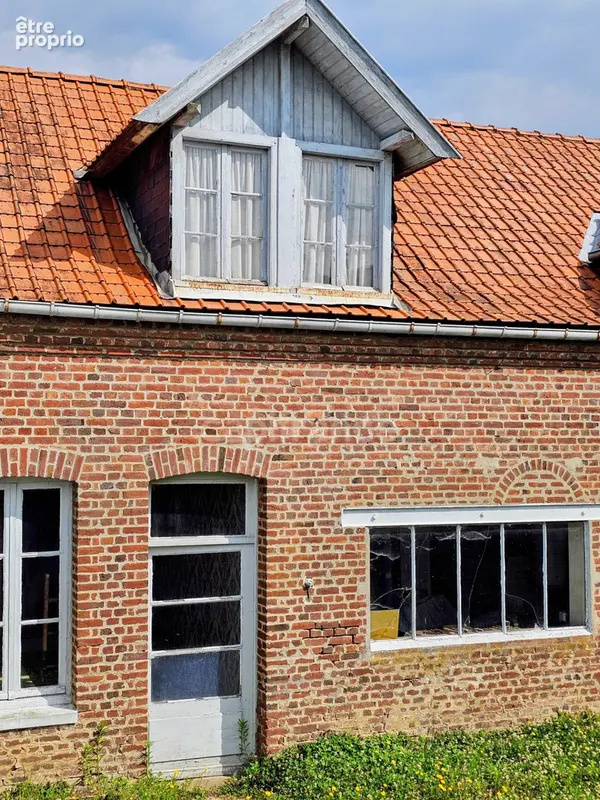 À VENDRE BÂTISSE EN BRIQUE À RENOVER d'environs 130 m² avec dépendances à Friville-Escarbotin 80 - photo 2