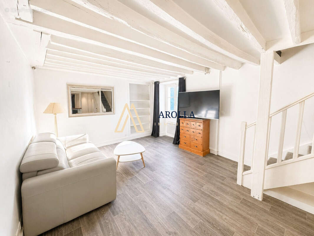 Appartement à PARIS-9E