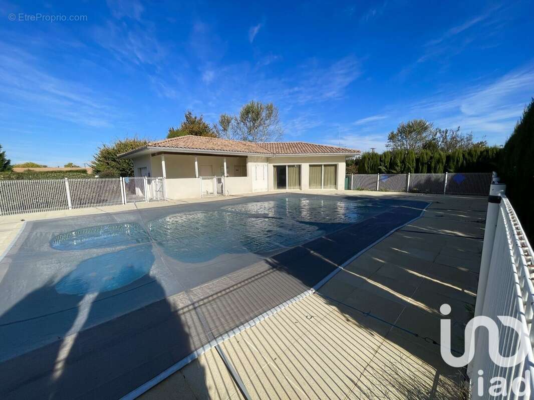 Photo 9 - Appartement à SAINT-MARTIN-LACAUSSADE