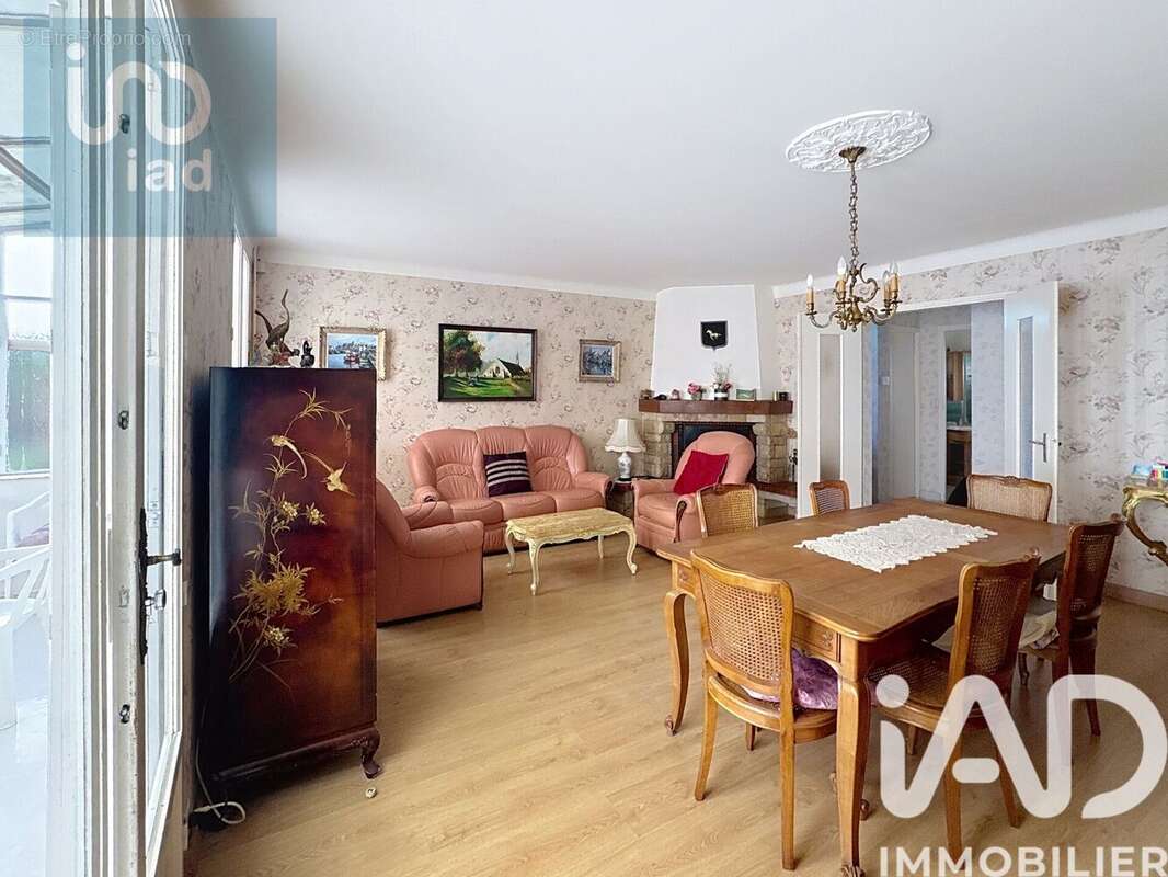 Photo 2 - Maison à SAUTRON