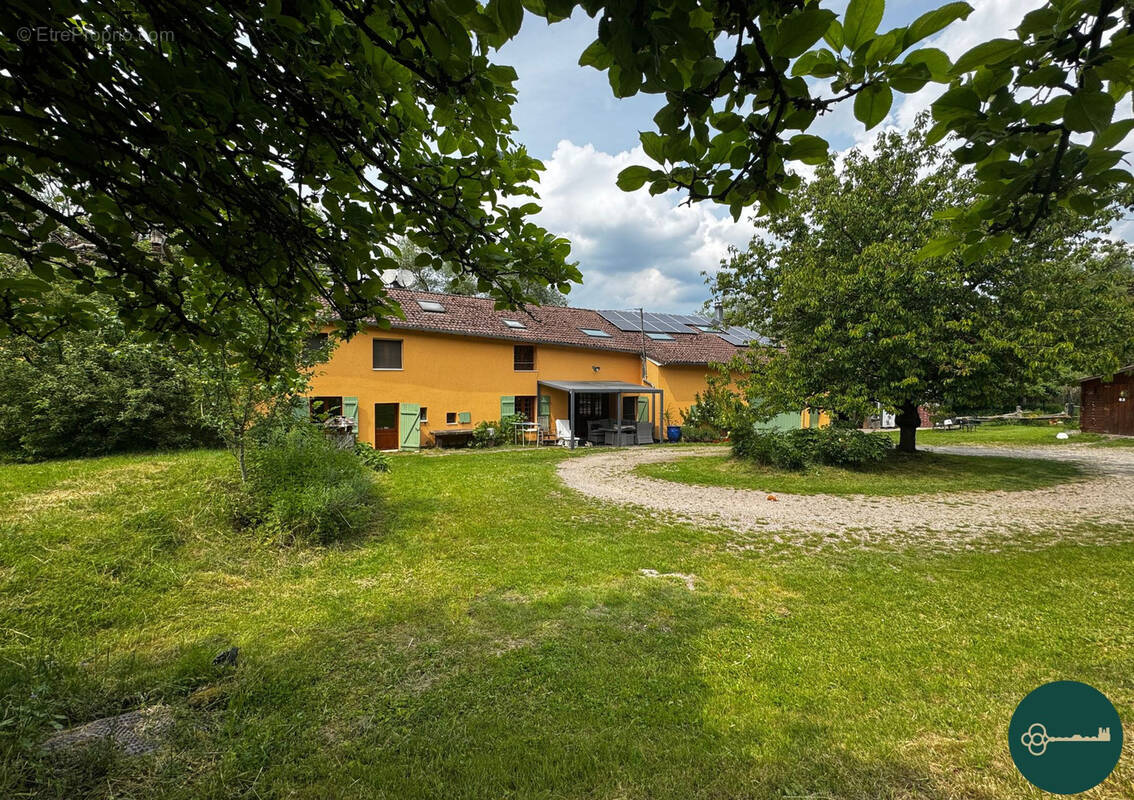 Maison à SAINT-GERMAIN-SUR-MEUSE