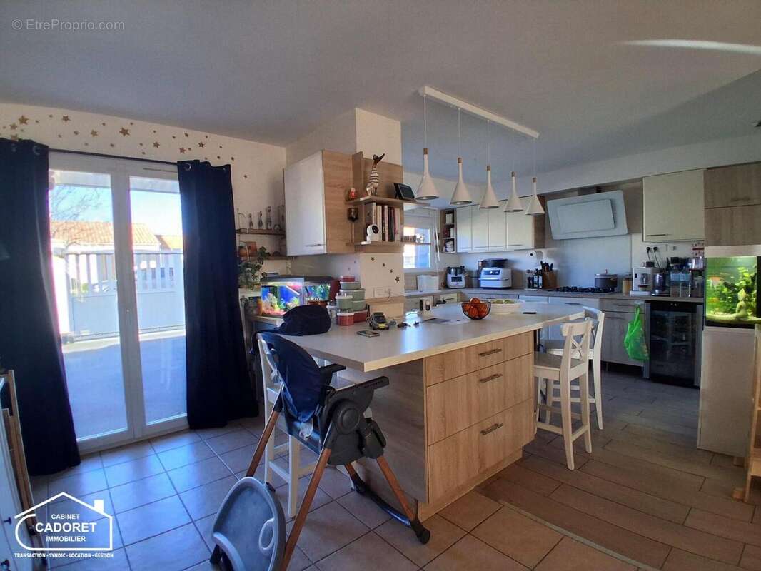   - Maison à PAIMBOEUF