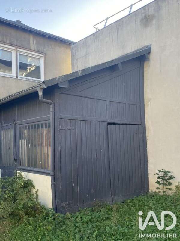 Parking 80 m² à Montivilliers  - photo 2