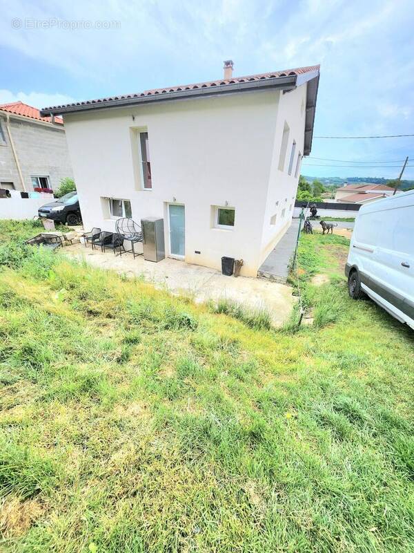 Photo 1 - Maison à GIVORS