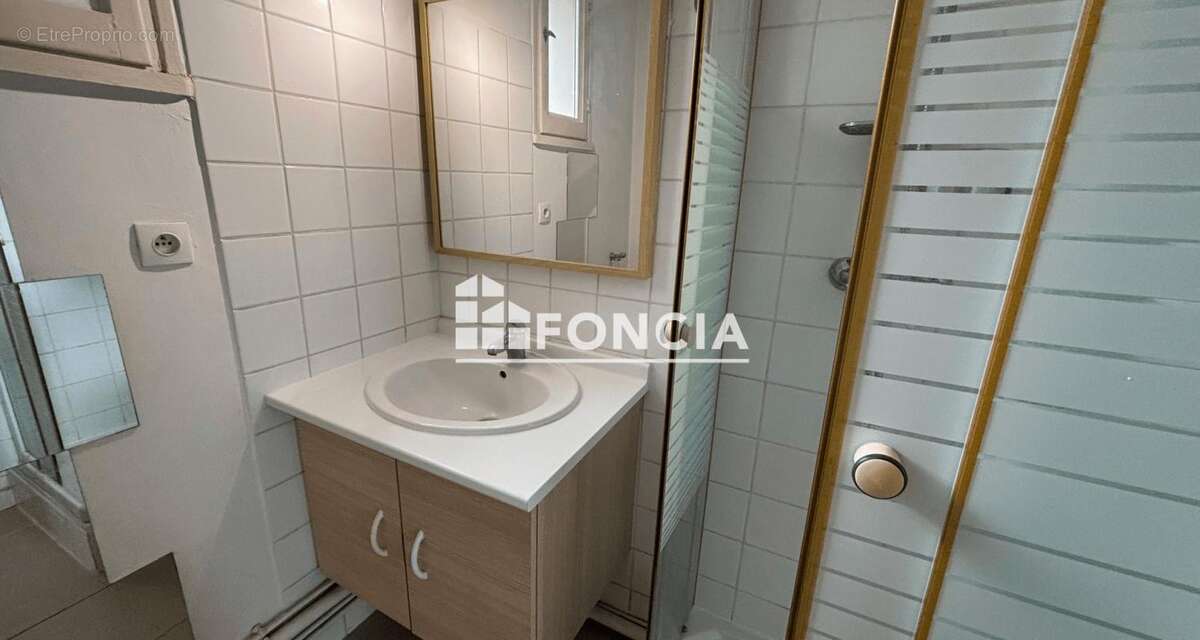 Appartement à FONTAINE