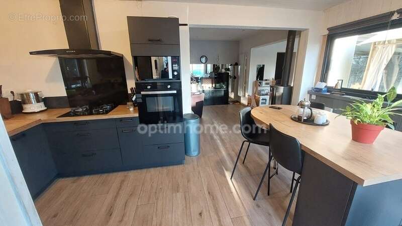 Maison à SAINT-MEEN-LE-GRAND