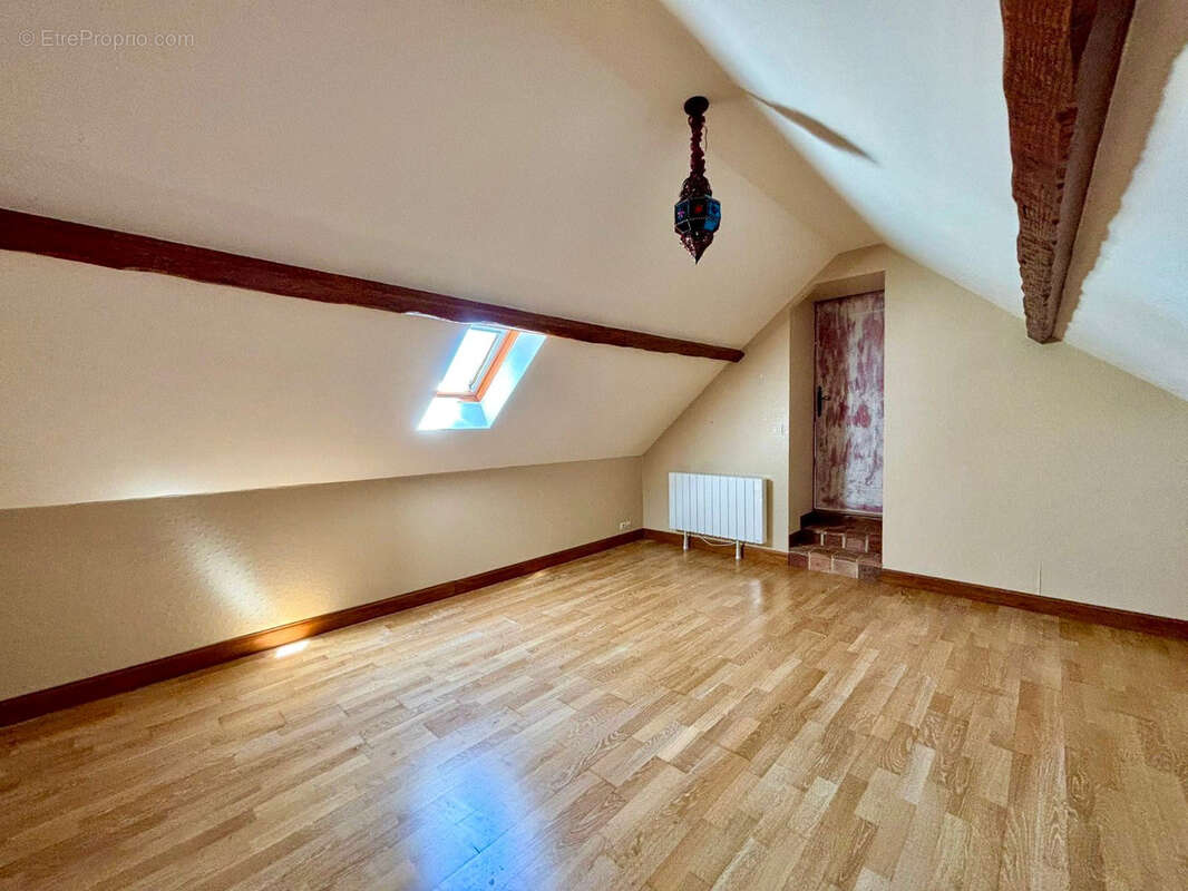 Maison à LES ORMES