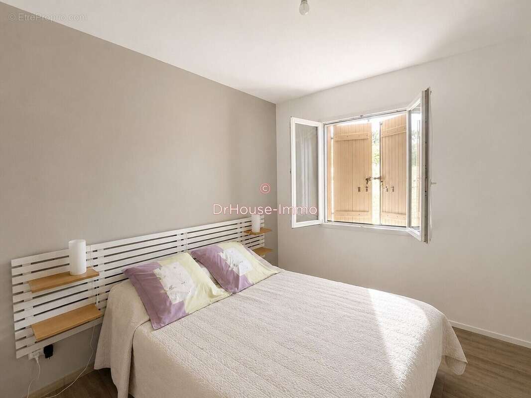 Maison 107 m² à Marsac-Sur-L'isle  - photo 7