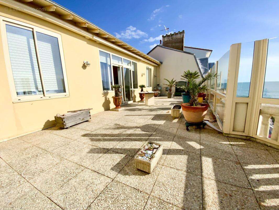 Appartement à LES SABLES-D'OLONNE