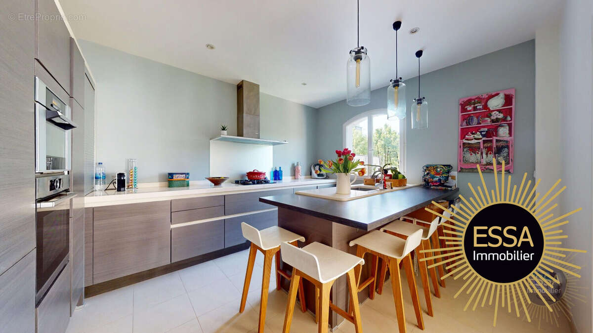 Maison à VELIZY-VILLACOUBLAY