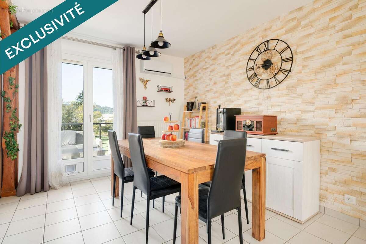 Photo 3 - Maison à MILLERY