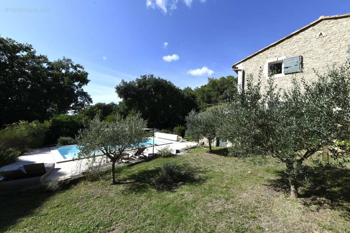 Maison à UZES