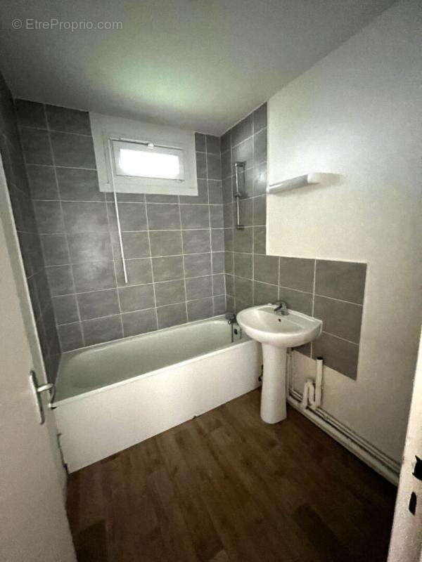 Appartement Trelazé 4 pièce(s) 95m2 - photo 11