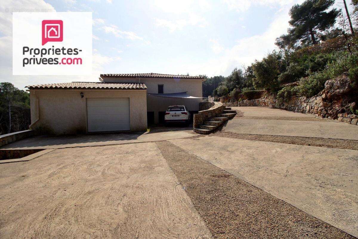 Villa Flayosc  au calme absolu - photo 13