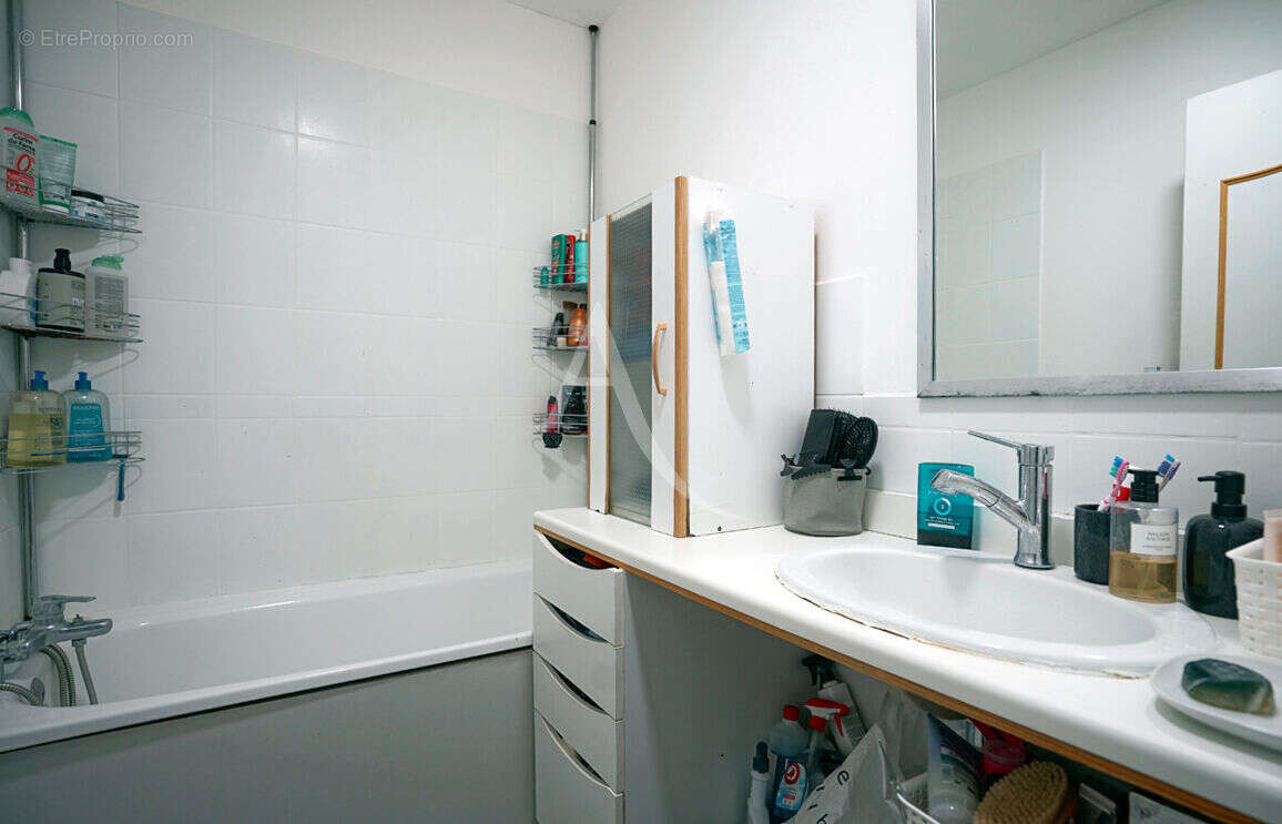 Appartement à SAINT-JEAN-DE-BRAYE