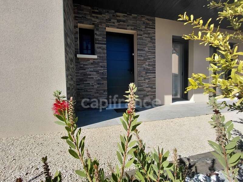 Maison à MAURS