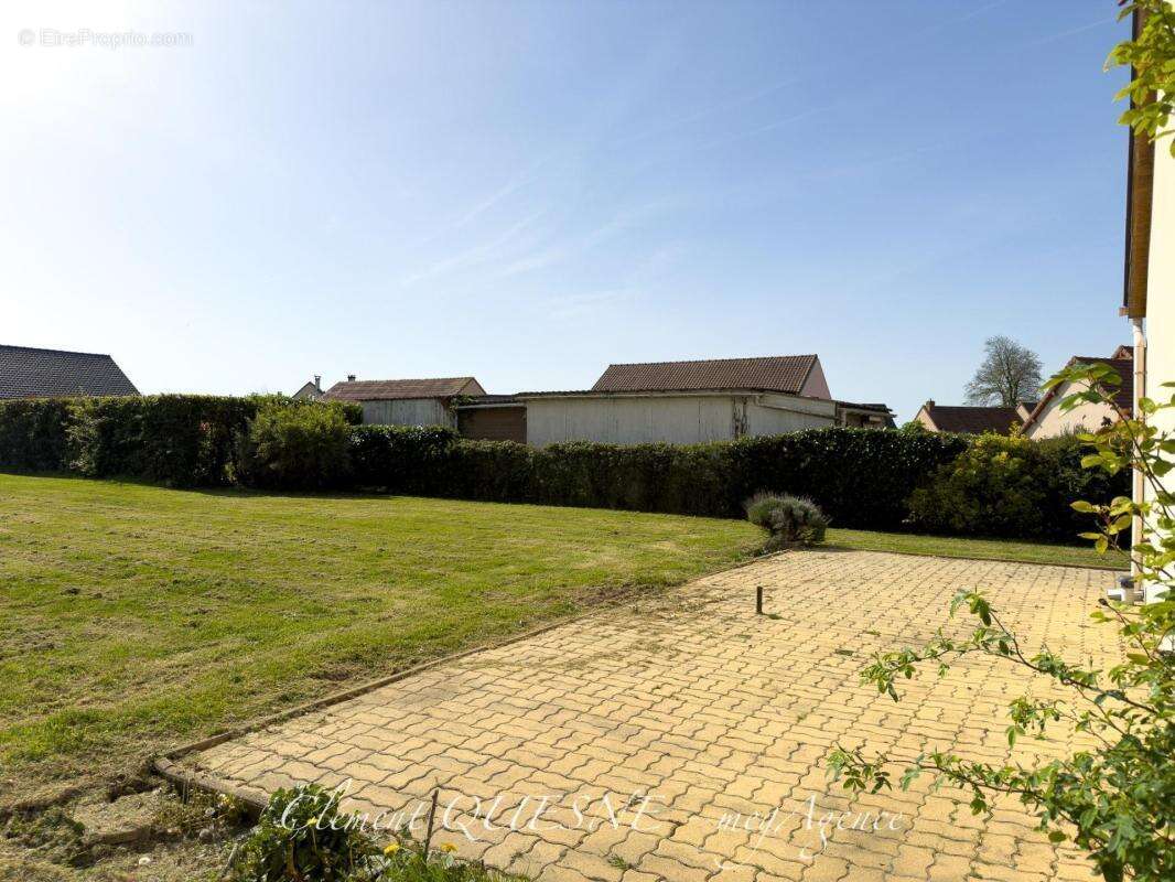 Maison à SAINT-MARTIN-EN-CAMPAGNE