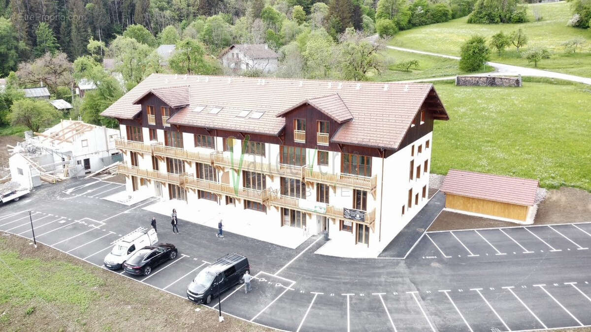 Appartement à SAINT-JEOIRE