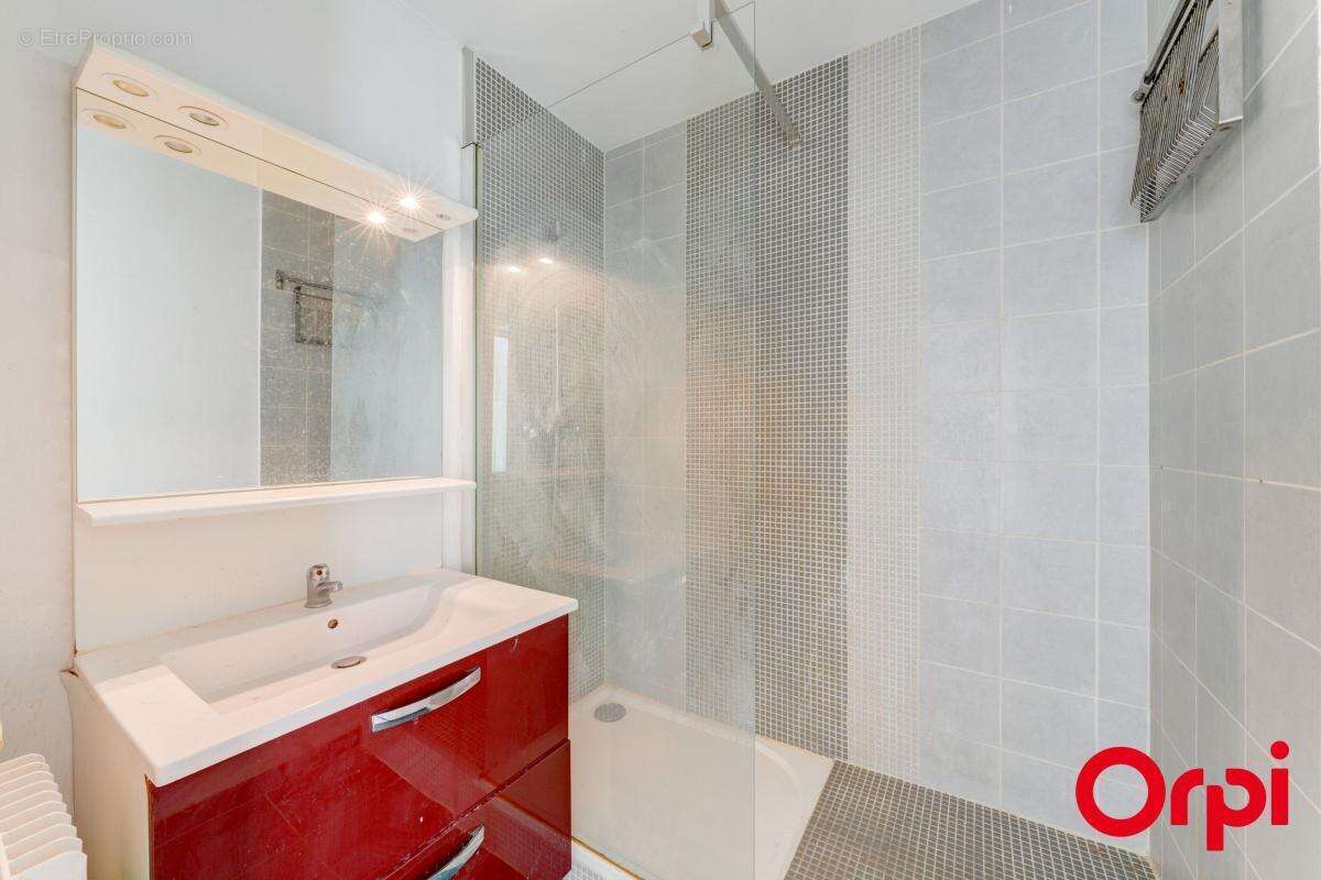 Appartement à VENISSIEUX