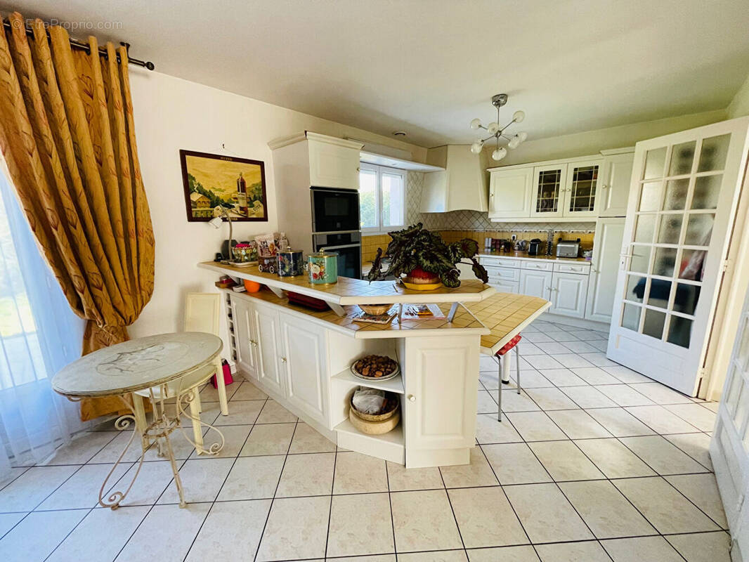 Maison à NANTEUIL-LES-MEAUX