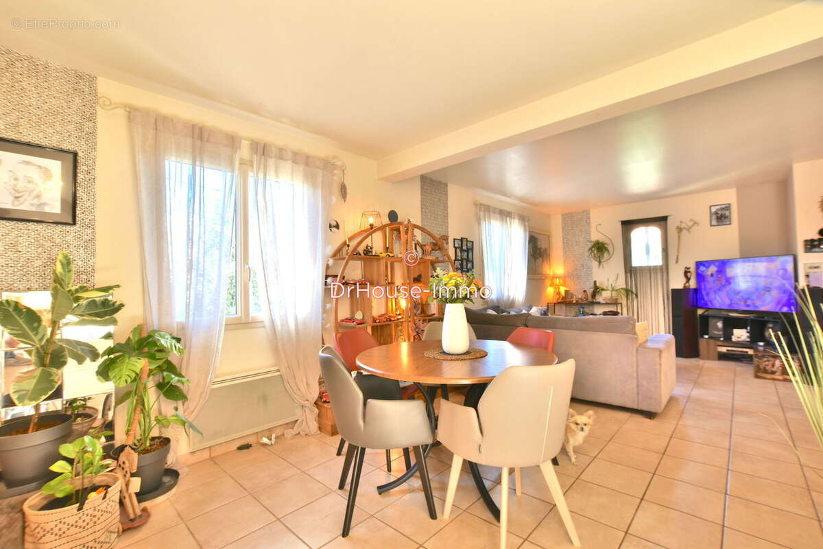 Maison à VILLELONGUE-DE-LA-SALANQUE