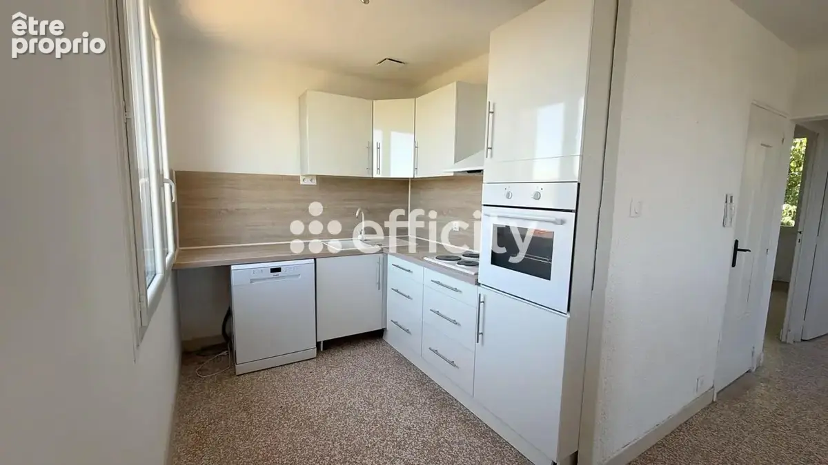 Maison 6 pièces 113 m² à vendre à Pierrevert (04860) - photo 4