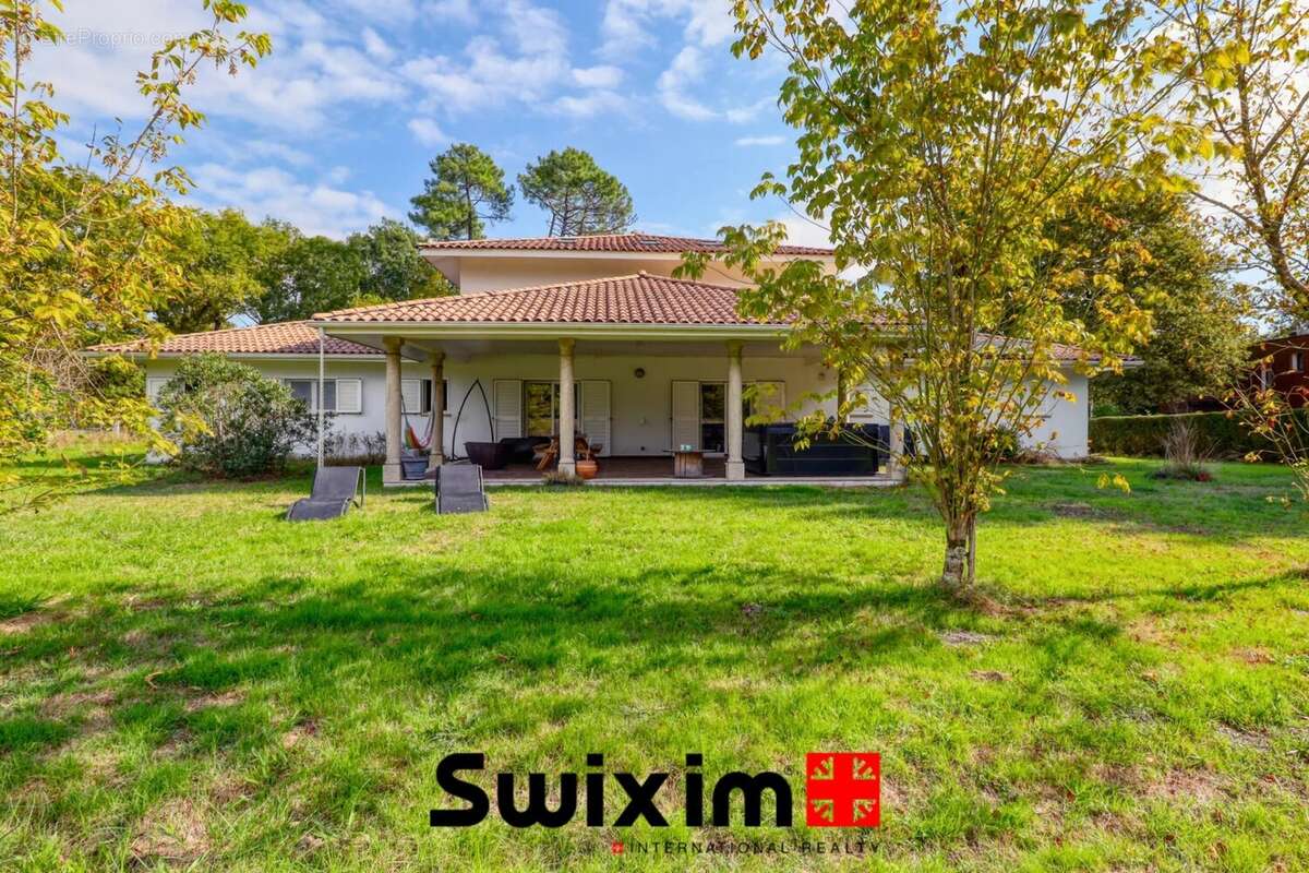 Maison à LE TAILLAN-MEDOC