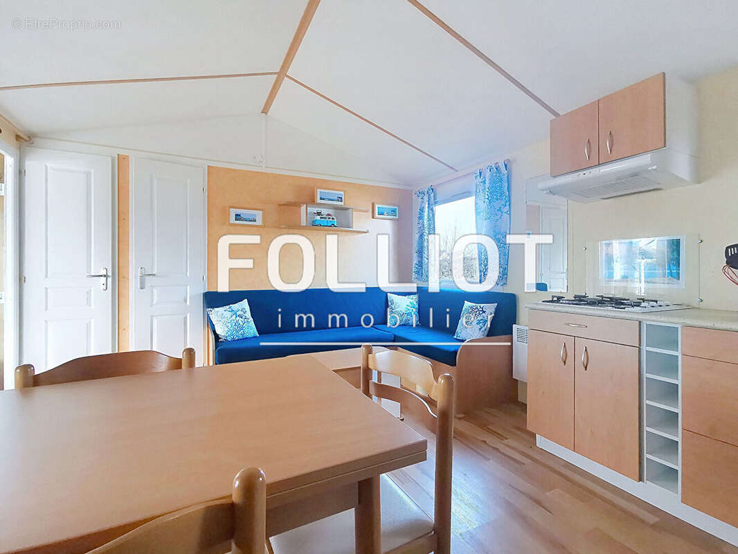 Maison à SAINT-PAIR-SUR-MER