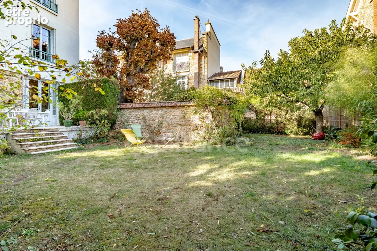 Le chesnay, plateau saint antoine, proche versailles maison à vendre de 220 m2 avec 7 chambres - jardin - photo 1